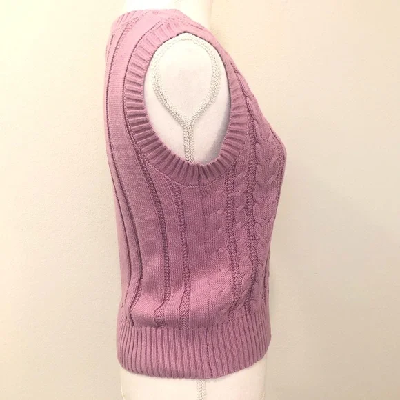 Hooked Up Sweater Vest - Picture 2 of 6